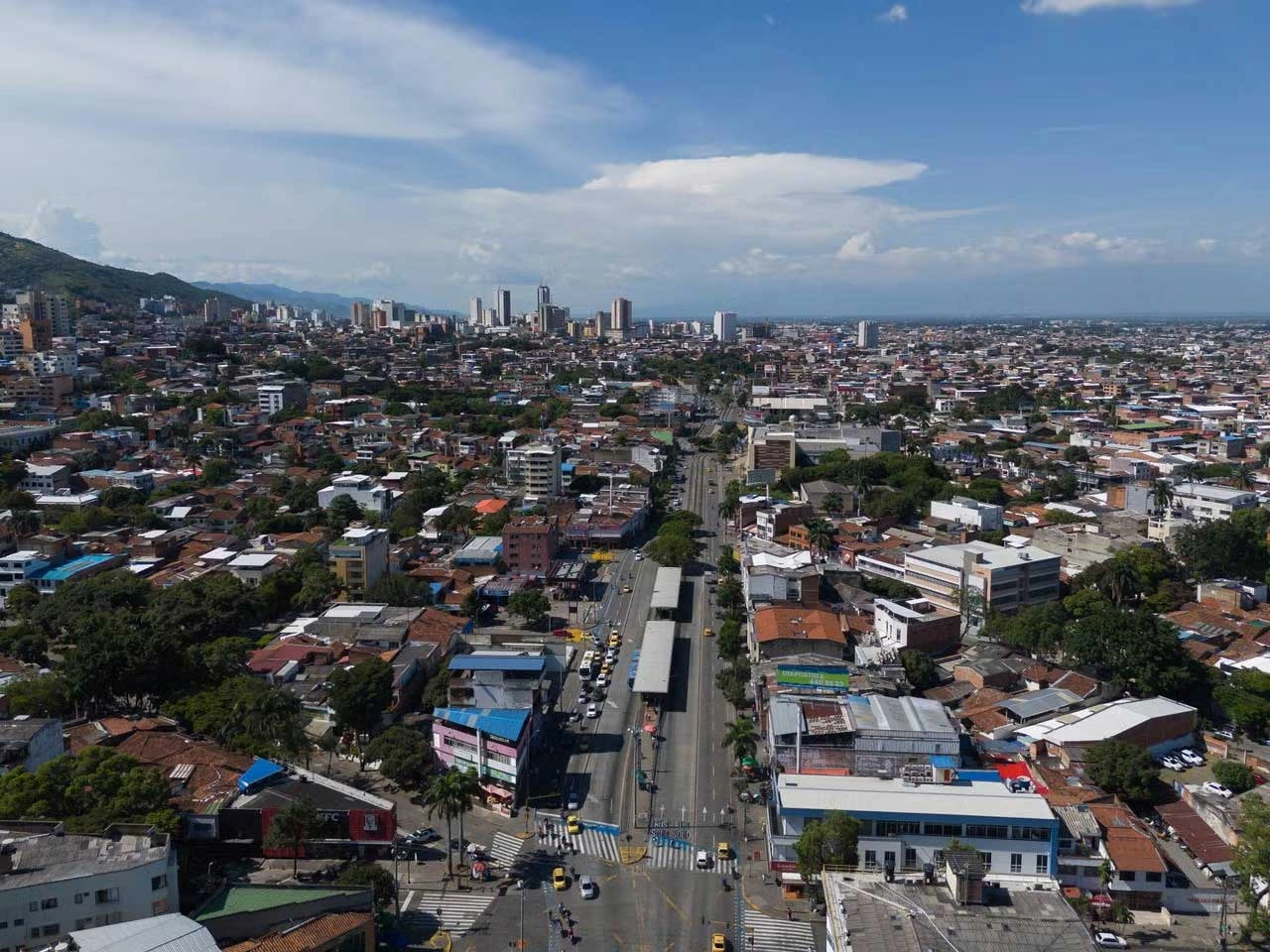 Cali, Colombia. Over the past year, WRI has worked closely with Cali’s city government and Colombia’s national government to strengthen multilevel climate action. Photo: Jorge Pantaleon/Pexels